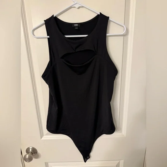Nwot EXPRESS Body Contour Chest Cutout Black Bodysuit - Picture 2 of 4